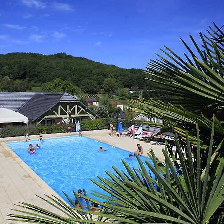 Hotel Terres De France - Les Hameaux Du Perrier Lissac-sur-Couze Zewnętrze zdjęcie