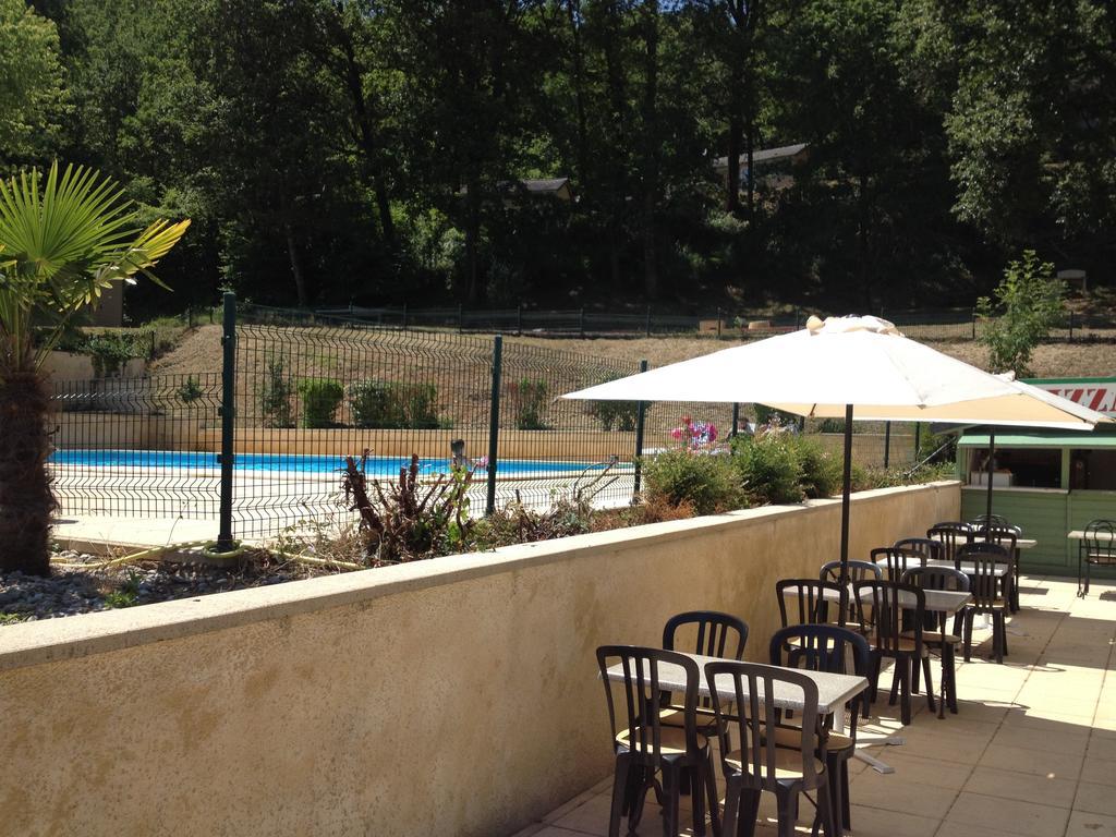 Hotel Terres De France - Les Hameaux Du Perrier Lissac-sur-Couze Zewnętrze zdjęcie
