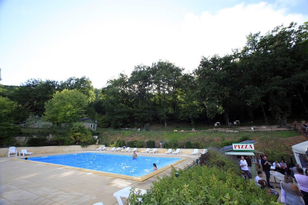 Hotel Terres De France - Les Hameaux Du Perrier Lissac-sur-Couze Zewnętrze zdjęcie