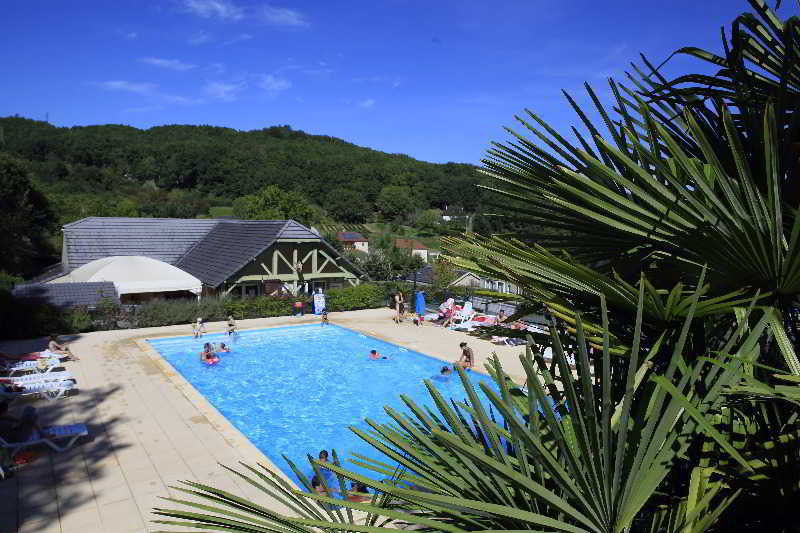 Hotel Terres De France - Les Hameaux Du Perrier Lissac-sur-Couze Zewnętrze zdjęcie
